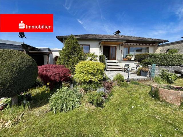 Wohnen auf einer Ebene Gepflegter Bungalow mit Garten in Top Lage