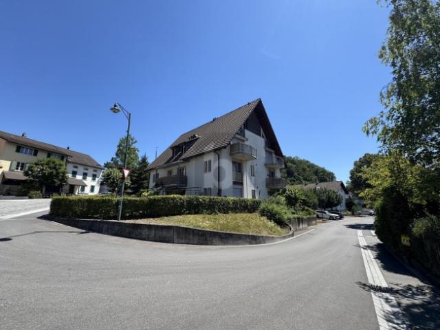 WOHNEN AUF ZWEI EBENEN MIT GALERIE UND BALKON