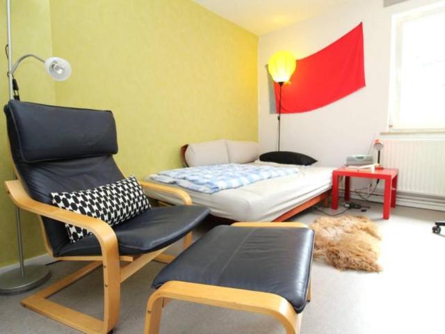 Wohnen auf Zeit Mitnutzung Zimmer in super gelegener Wohnung