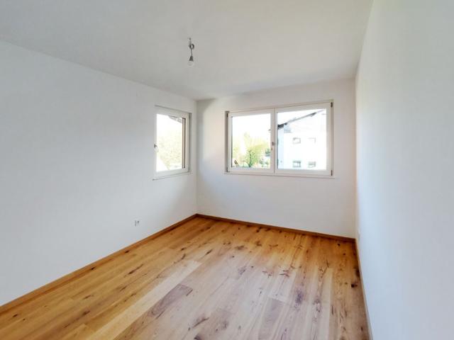 Wohnen bei der U1 Station Leopoldau. Modernes Niedrigenergiehaus in Premium Ausführung auf Eigengrund