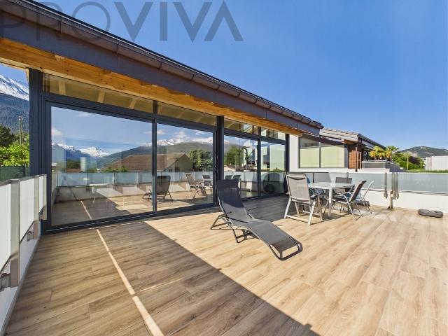 Wohnen, das sich selbst finanziert — Villa mit Mietstudio in Grimisuat