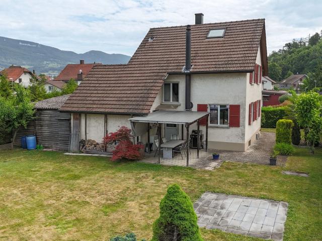 Wohnen & Entspannen: Freistehendes Einfamilienhaus mit grosszügigem Garten