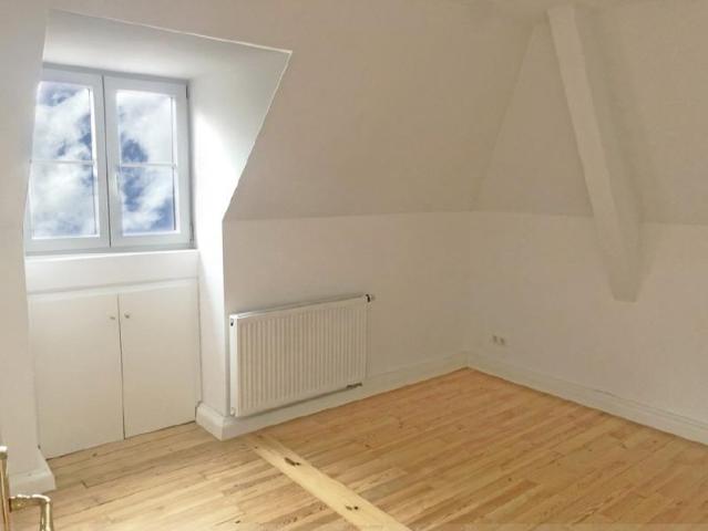 Wohnen im charmanten Dachgeschoss in Bogenhausen