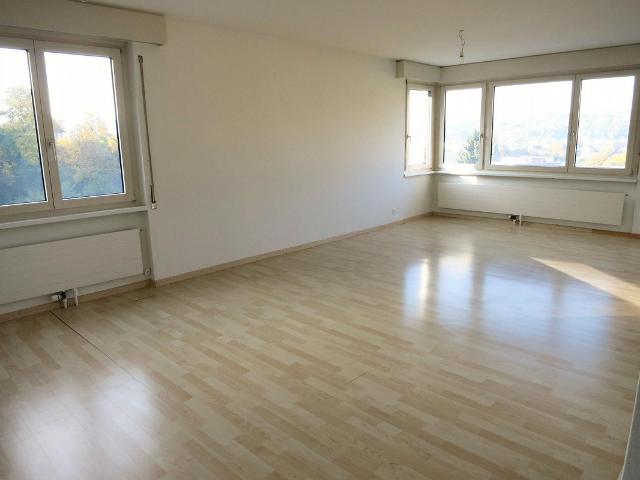 Wohnen im Grünen mit Sitzplatz