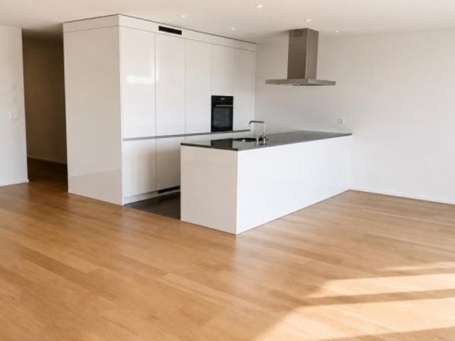 Wohnen im Grünen zentrale 3.5 Zimmer Wohnung mit Balkon