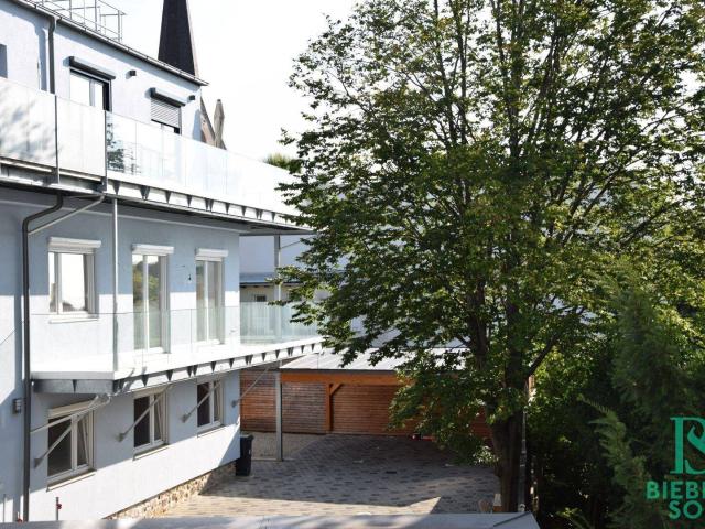 Wohnen im historischen Ambiente Charmante Maisonette mit großem Südbalkon Erstbezug nach Sanierung