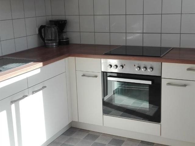 WOHNEN IN GOHLIS! Tolle 2 Raum Wohnung mit EBK, Bad mit Wanne