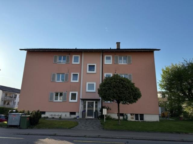 Wohnen in Dietlikon 3 Zimmerwohnung 2. OG mit Balkon