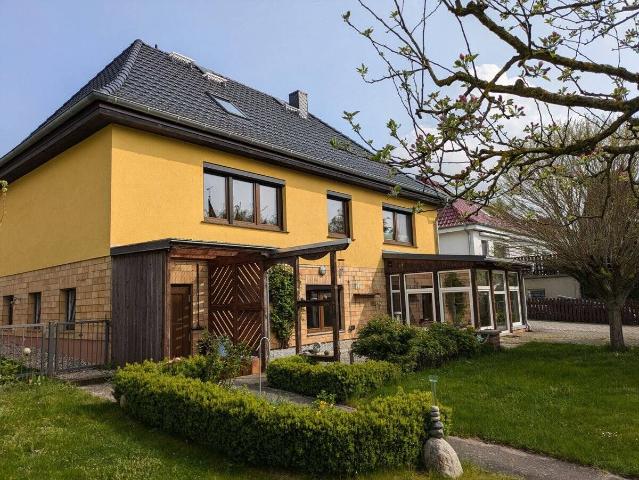 RESERVIERT | Wohnen in Wassernähe Einfamilienhaus mit großem Garten