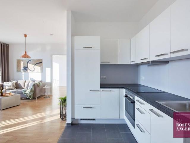 Wohnen in Wassernähe! Moderne 3 Zimmer Wohnung mit Echtholzparkett