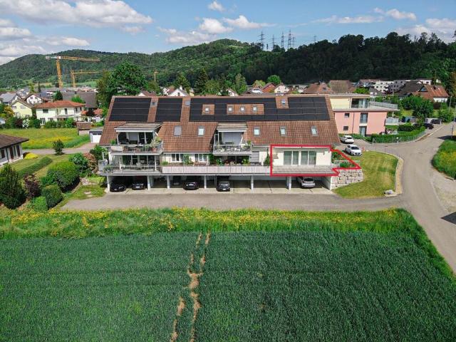 Wohnen mit Ausblick ins Grüne Gepflegte 4.5 Zimmerwohnung in Kaisten AG