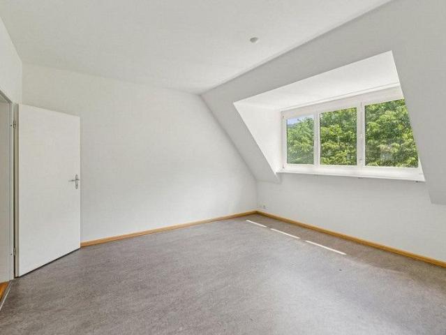 Wohnen mit Aussicht helle 3.5 Zimmerwohnung in Reigoldswil