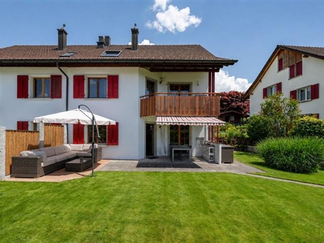 Wohnen mit Aussicht und Gartenidylle