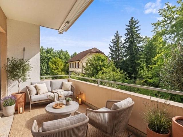 WOHNEN MIT BLICK INS GRÜNE 127 m² IM HERZEN VON LIESTAL