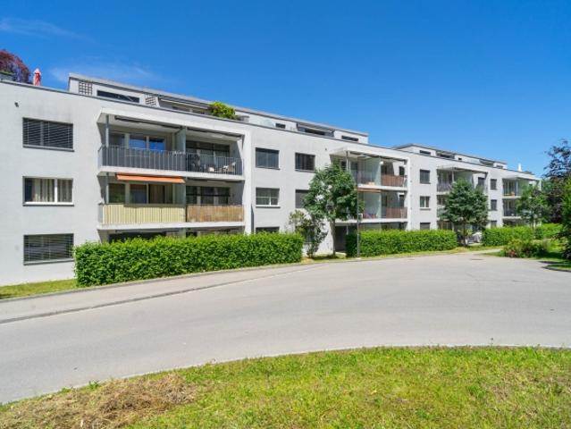 Wohnen mit gemütlichem Gartensitzplatz