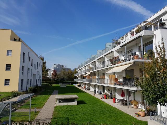 WOHNEN MIT SONNIGER DACHTERRASSE