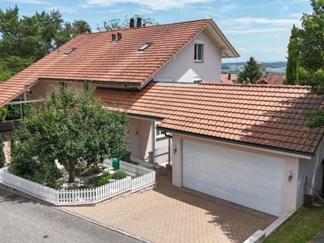 Wohnen mit Weitblick Gepflegte Doppelhaushälfte mit schönem Garten