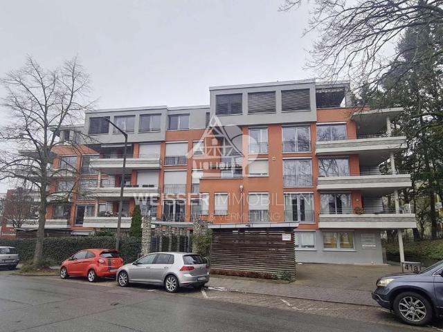 Wohnen mit Wohlfühlfaktor – Moderne 4 Zimmer Wohnung mit Loggia, Tiefgarage und Gemeinschaftsgarten