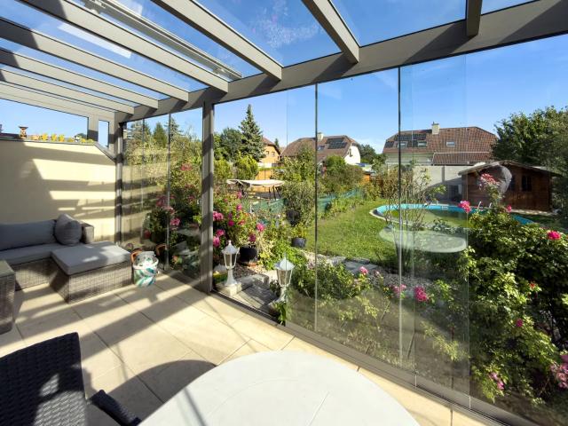 Wohnen mit Wohlfühlfaktor – Doppelhaushälfte mit Wintergarten, Pool & Garten in Ebreichsdorf