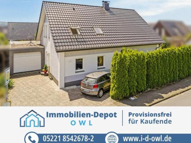 Wohnen mit Zukunft: Einfamilienhaus mit Wärmepumpe, Kamin und Effizienzklasse A