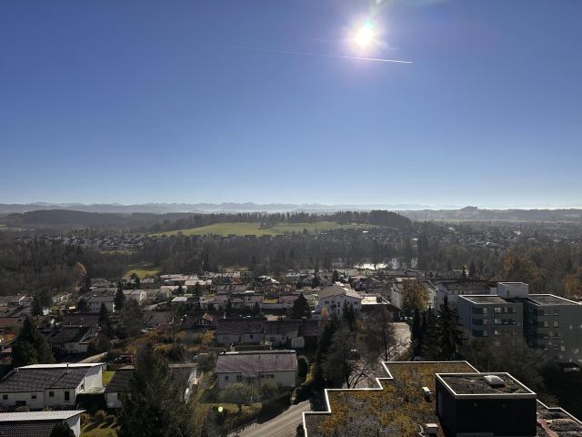 Wohnen Sie über den Dächern von Leutkirch! Große Penthouse Wohnung mit genialer Bergsicht!