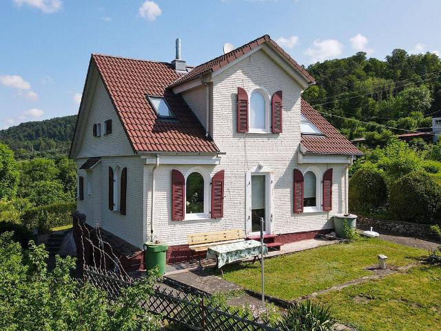 Wohnen wo andere Urlaub machen. Schmuckstück mit Charakter und einzigartigem Ausblick