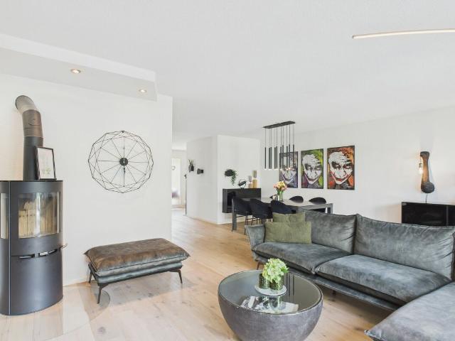 WOHNEN WIE IM HAUS: MAISONETTE MIT EIGENEM GARTEN