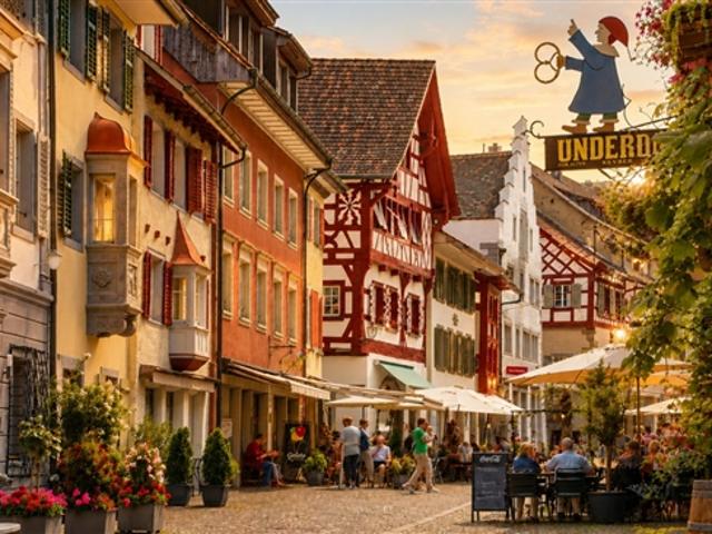 Wohnen und Arbeiten im Herzen von Stein am Rhein Historisches Altstadthaus mit Gastrofläche und Laufkundschaft