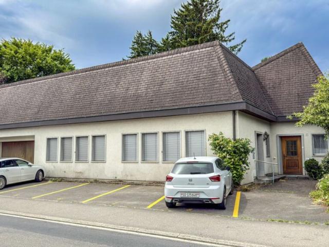 Wohnen und Arbeiten unter einem Dach: Grosszügige 11.5 Zimmer Liegenschaft in Langenthal