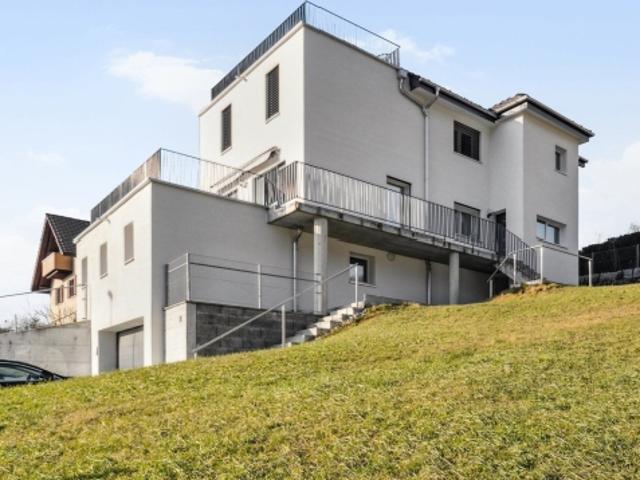 Wohnen und entwickeln Einfamilienhaus mit spannender Baulandreserve