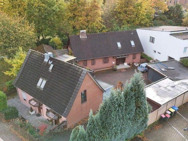 Wohnen und Gewerbe, auf 1.400 m² unmittelbar im Zentrum von Marmstorf