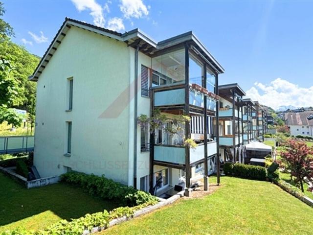 Wohnerlebnis mit Potenzial 3 Zimmer Wohnung in Greppen