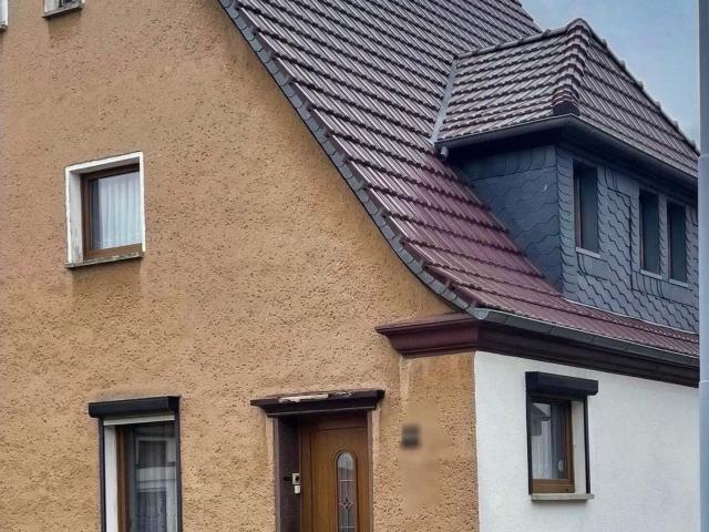 Wohnhaus in beliebter Siedlungslage!