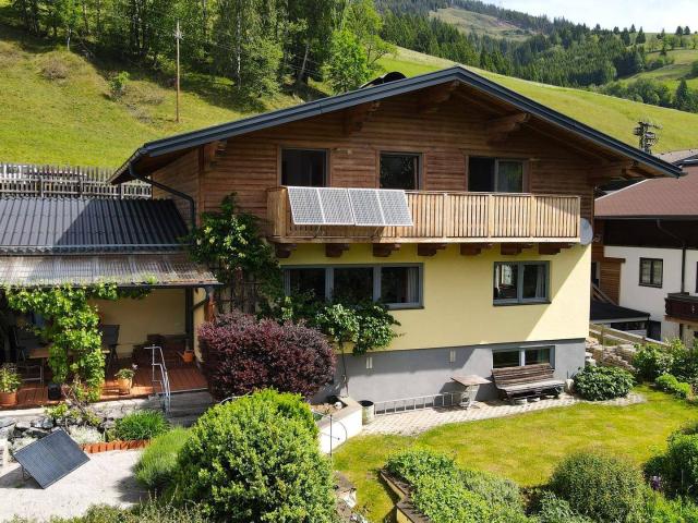 Einfamilienhaus mit Panoramablick und vielseitigen Nutzungsmöglichkeiten – Taxenbach