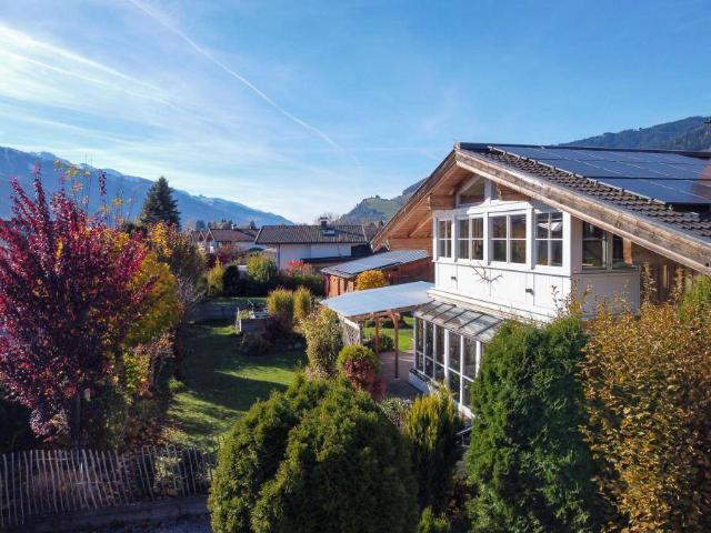 Wohnhaus in Sonnenlage mit Outdoor Wellness, großem Grundstück & Erweiterungspotenzial