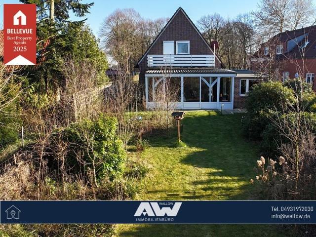 Wohnhaus mit Anbau und zwei Garagen in Norden Bargebur Objekt Nr.: 24 109 B