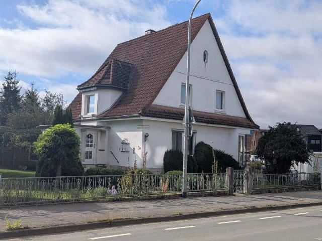 Wohnhaus mit Gewerbeanteil