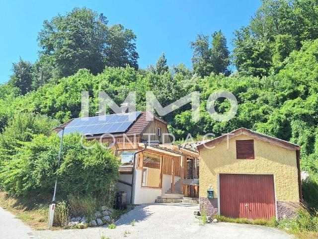 Wohnhaus mit gewissen Flair am Stadtrand in grüner Lage, 93 m² Wohnfläche sofort beziehbar