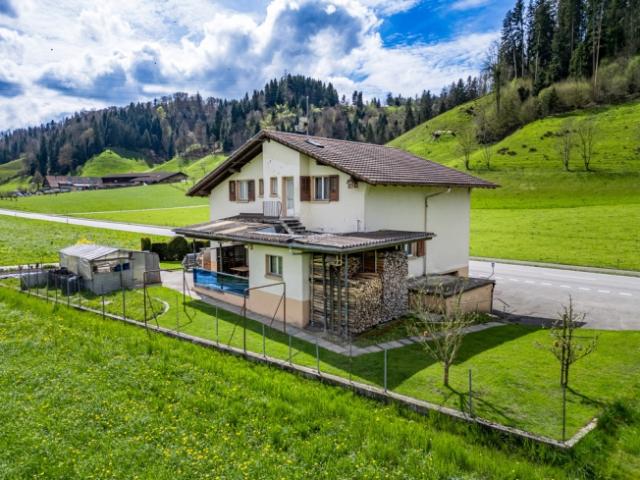 Wohnhaus mit Entwicklungs potenzial