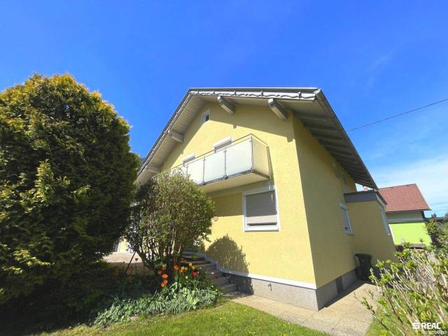Wohnhaus mit Einliegerwohnung in ruhiger Siedlungslage von Spittal/Drau Sonnenterrasse mit Bergblick!