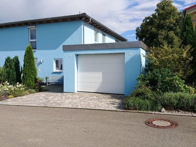 Wohnhaus mit ELW in traumhafter Lage von Hechingen mit Blick auf die Burg Hohenzollern
