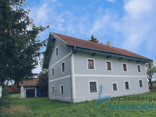 Wohnhaus mit Scheune und Nebengebäude in der Nähe von Gergweis