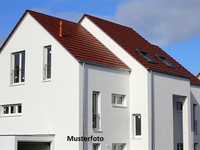 Wohnhaus mit Restaurant