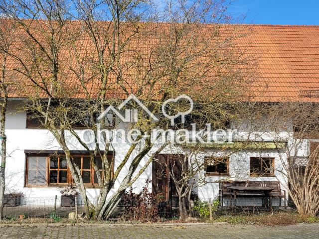 Wohnhaus mit Werkstatt und Nebengebäude in ländlicher Lage zu verkaufen