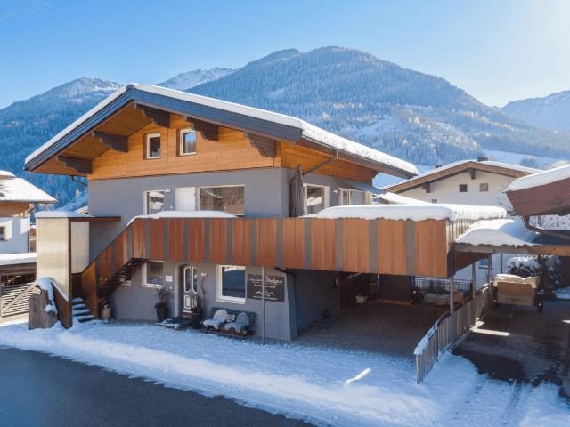 Wohnhaus mit zwei getrennten Einheiten – ideal zum Wohnen & Vermieten