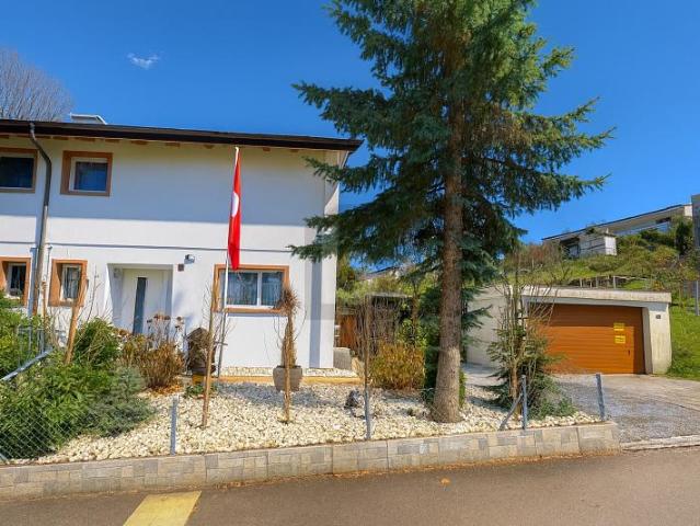 WOHNOASE MIT GARTENPARADIES