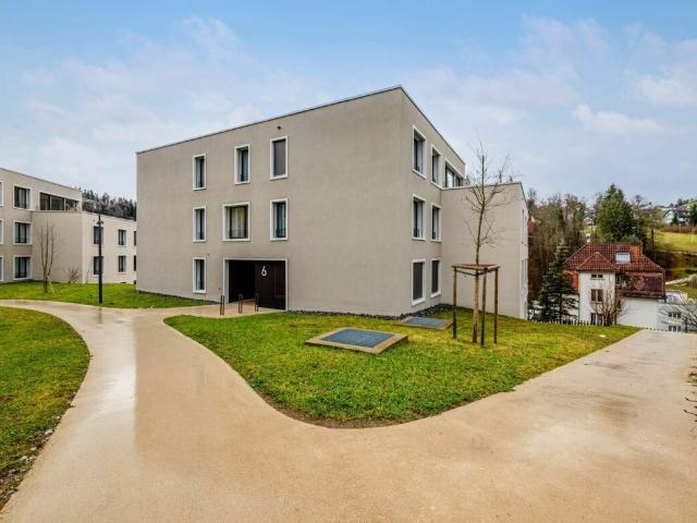 Wohntraum: exklusive 3.5 Zimmer Wohnung mit Loggia und stilvollem Ambiente | dreamo. Ch