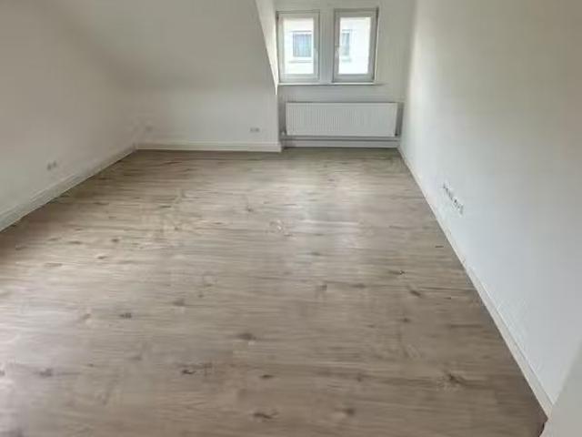 Wohnung mieten Heilbronn Frisch saniert: 4 Zimmer Dachgescho.