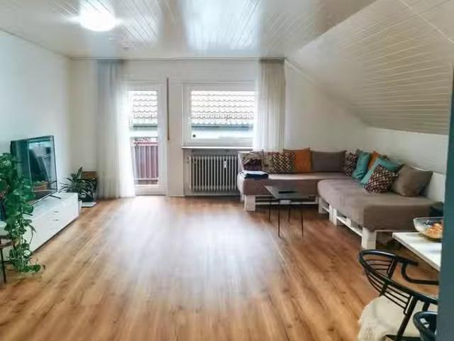 Wohnung mieten Heilbronn Ruhige 2 Zimmer Wohnung mit Balkon.