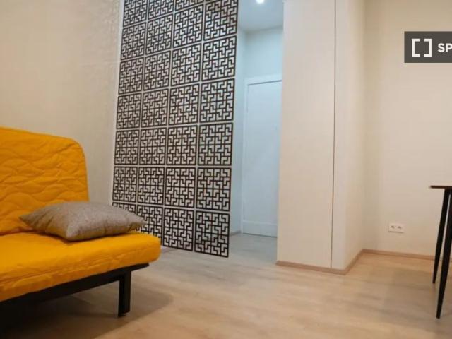 Wohnung mit 1 Schlafzimmer zu vermieten in Moabit, Berlin